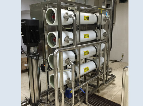 寧鄉(xiāng)瑞華新材料有限公司直飲水設備